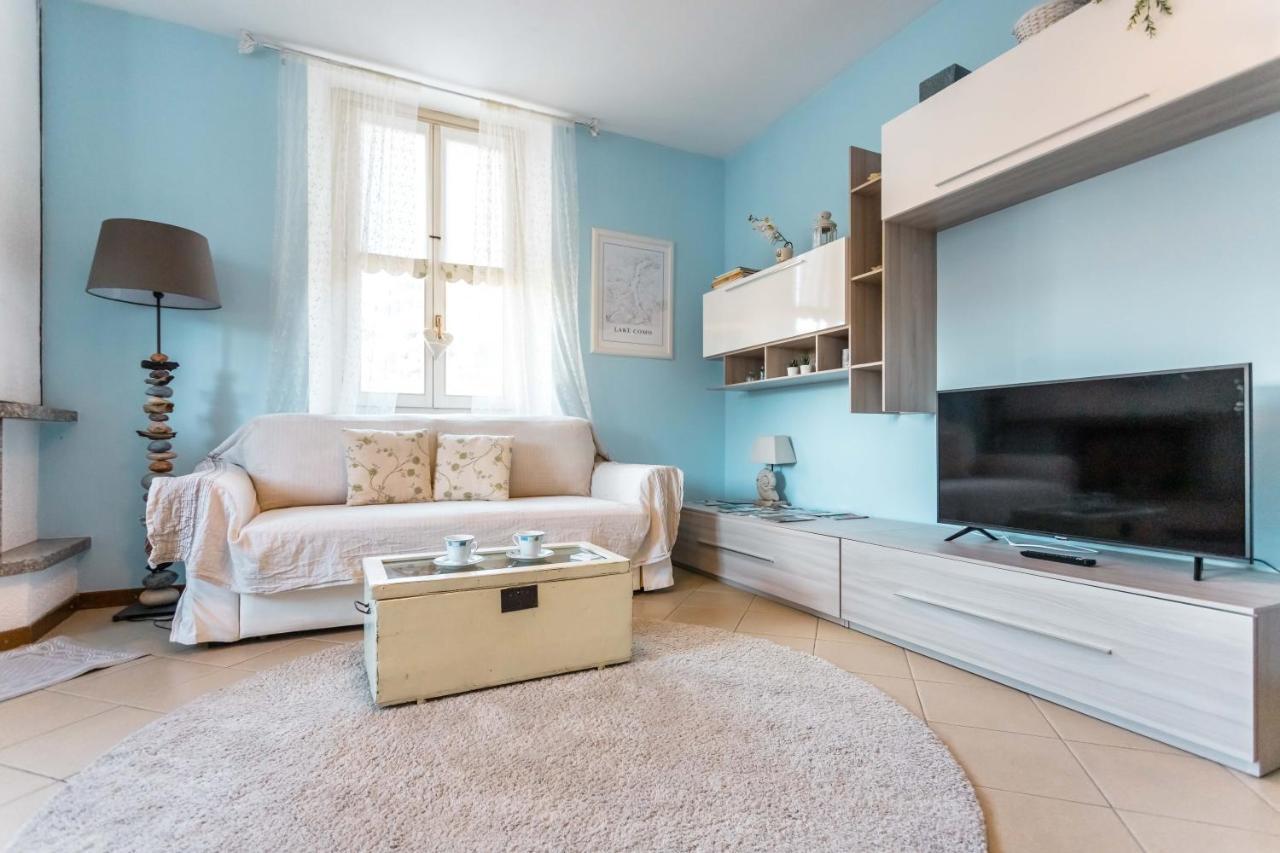 Porto Azzurro Apartment ヴァレンナ エクステリア 写真